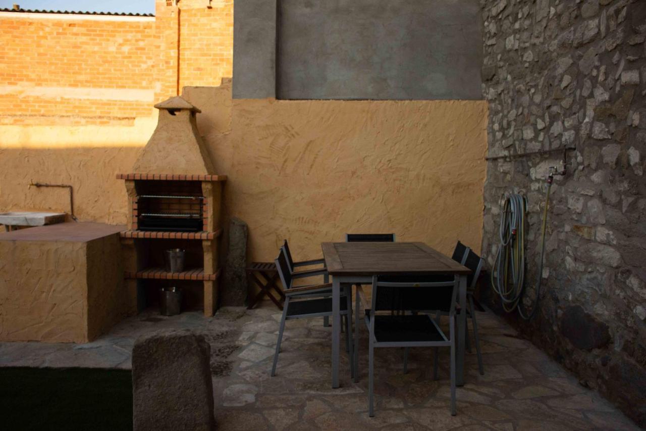 Cal Padri Del Macareno Villa Penellas Kültér fotó