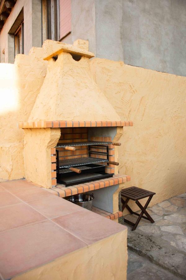 Cal Padri Del Macareno Villa Penellas Kültér fotó